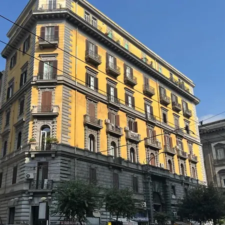 Bed & Breakfast Rolando Domus Naples